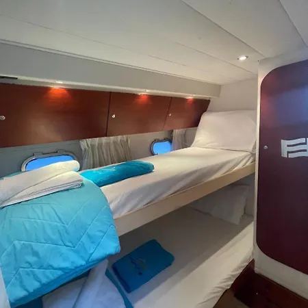 Botel Luxury Living On A Yacht