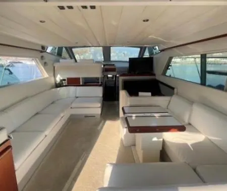 Luxury Living On A Yacht Botel *