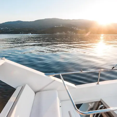 Luxury Living On A Yacht Botel Mykonos Town