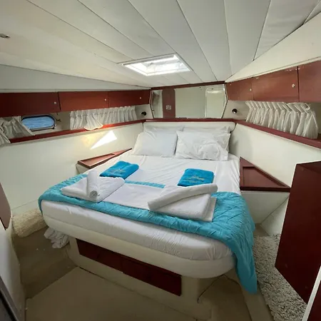 Luxury Living On A Yacht Botel Mykonos Town